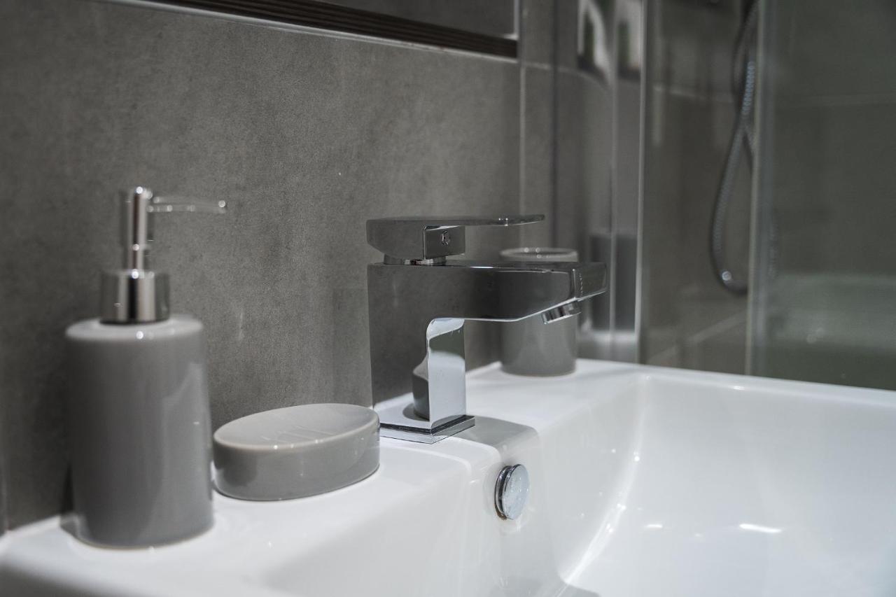 Modern 1-Bed Apartment - City Centre - Free Wi-Fi - New - Манчестер Экстерьер фото