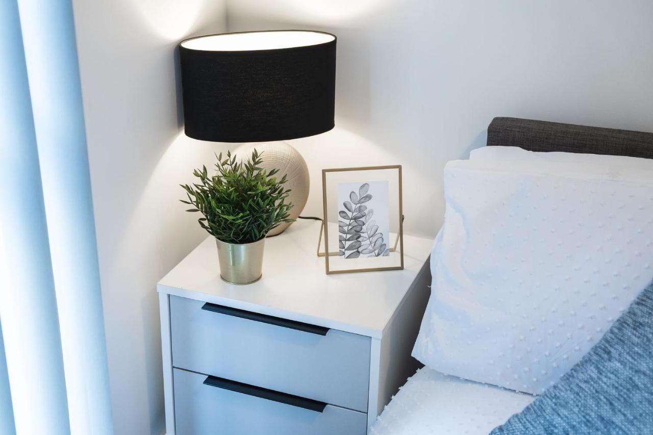 Modern 1-Bed Apartment - City Centre - Free Wi-Fi - New - Манчестер Экстерьер фото