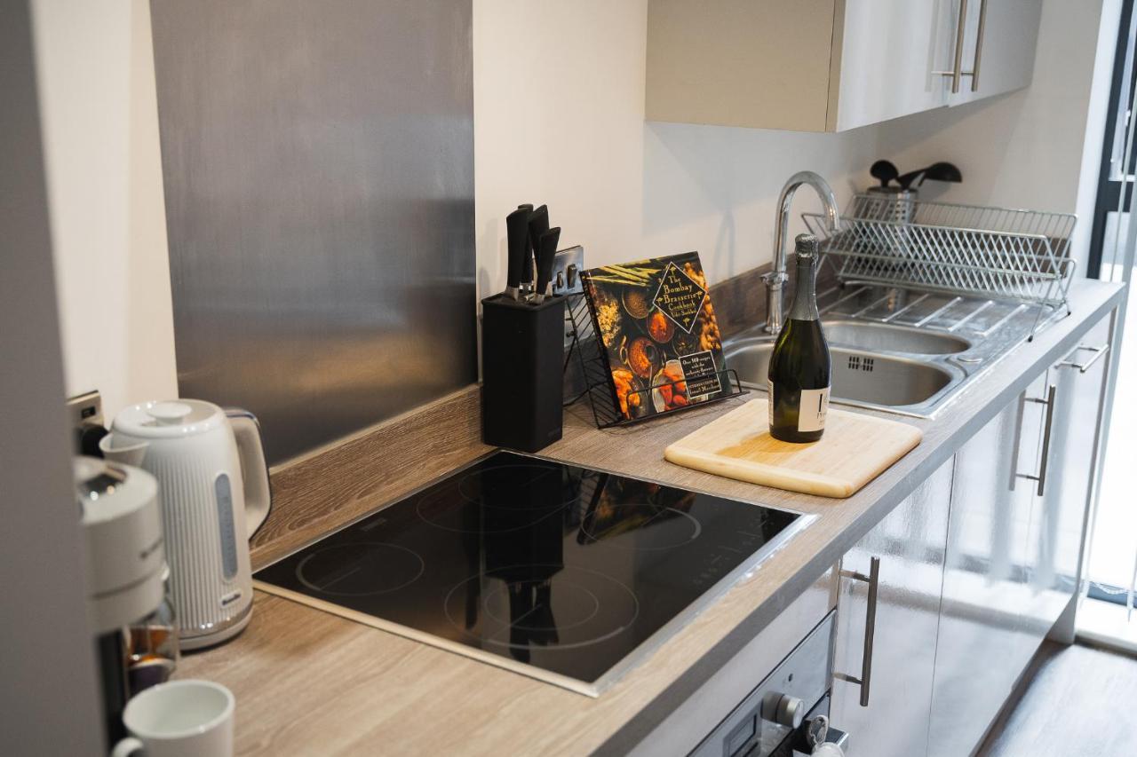 Modern 1-Bed Apartment - City Centre - Free Wi-Fi - New - Манчестер Экстерьер фото